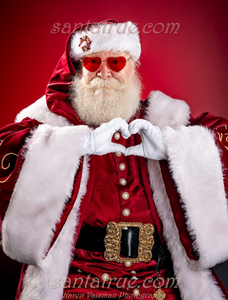 Santa True, showing some Valentine's love Santa True, showing some Valentine's love