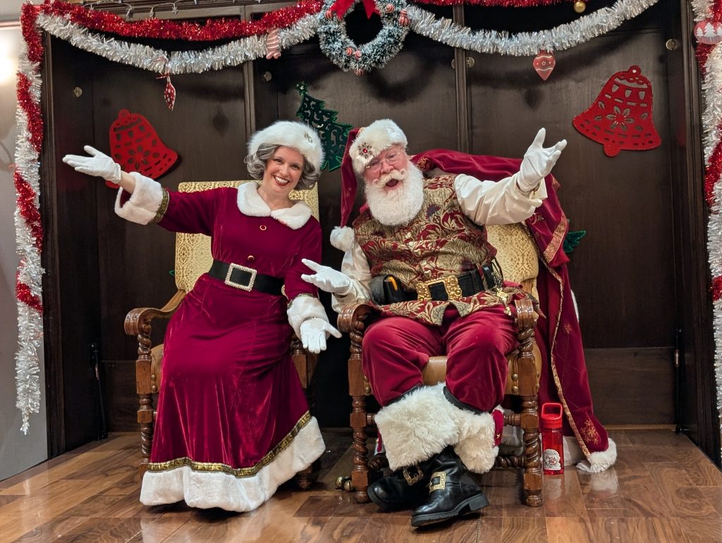 The Singing Mrs. Claus LA and Santa True entertain at the library The Singing Mrs. Claus LA and Santa True entertain at the library